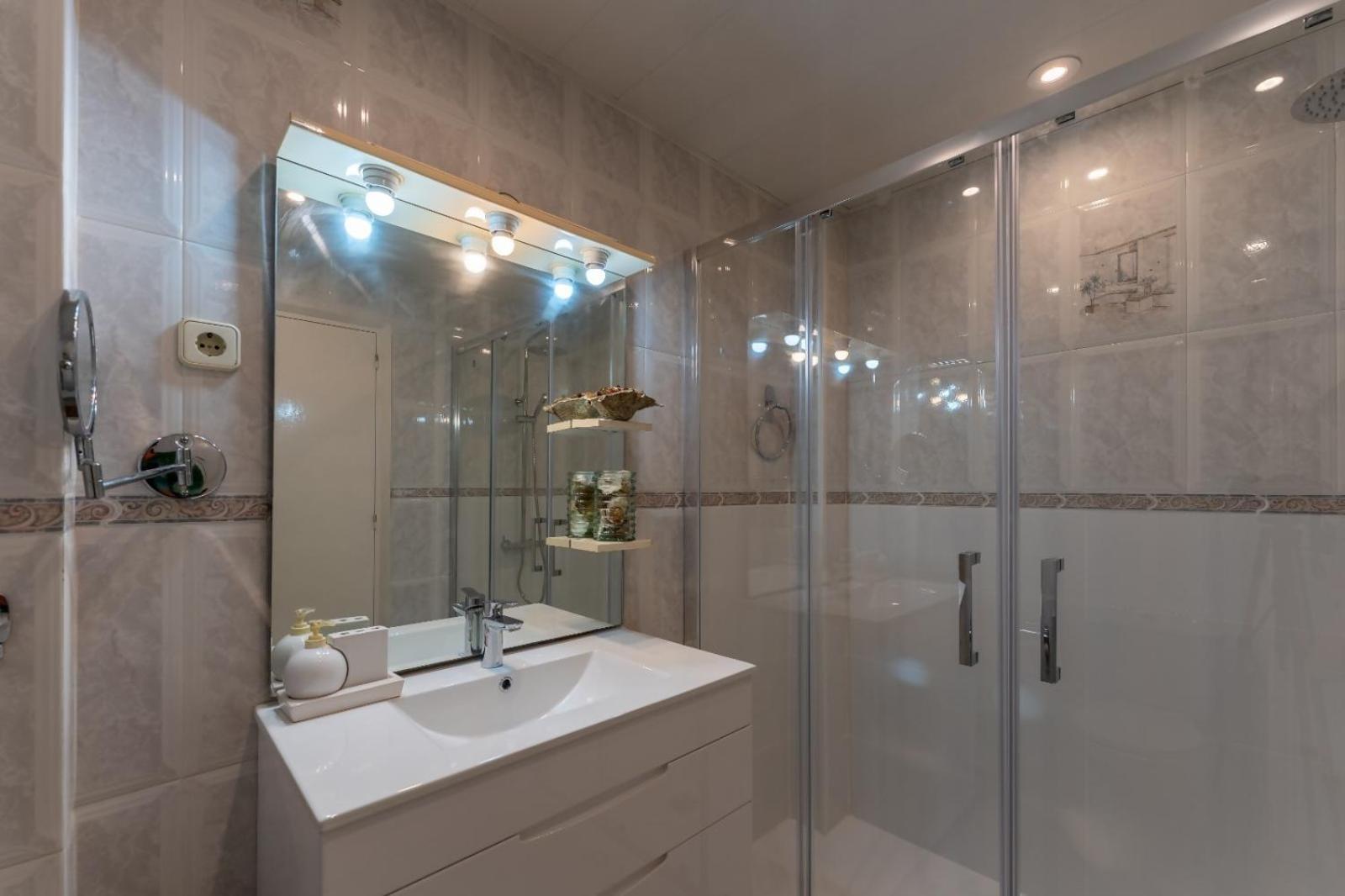 Apartamento Pau Picasso Con Terraza Tossa De Mar Eksteriør billede
